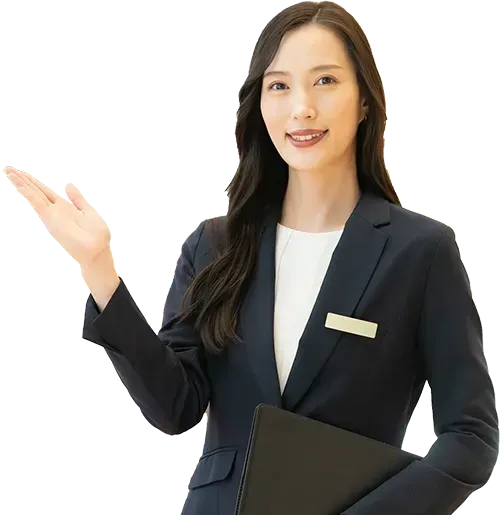 スーツを着た女性